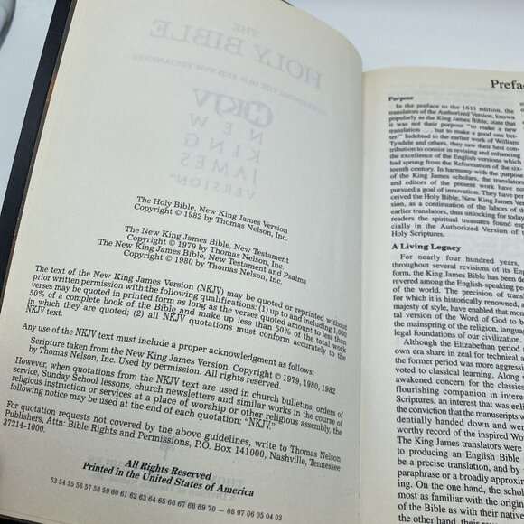 Holy Bible NKJV Thomas Nelson 412AN 1982 Words of Christ in Red Dictionary - Picture 6 of 13
